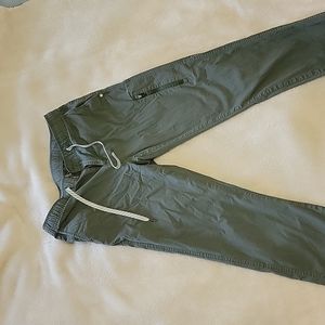 Vuori small women's Ripstop pants